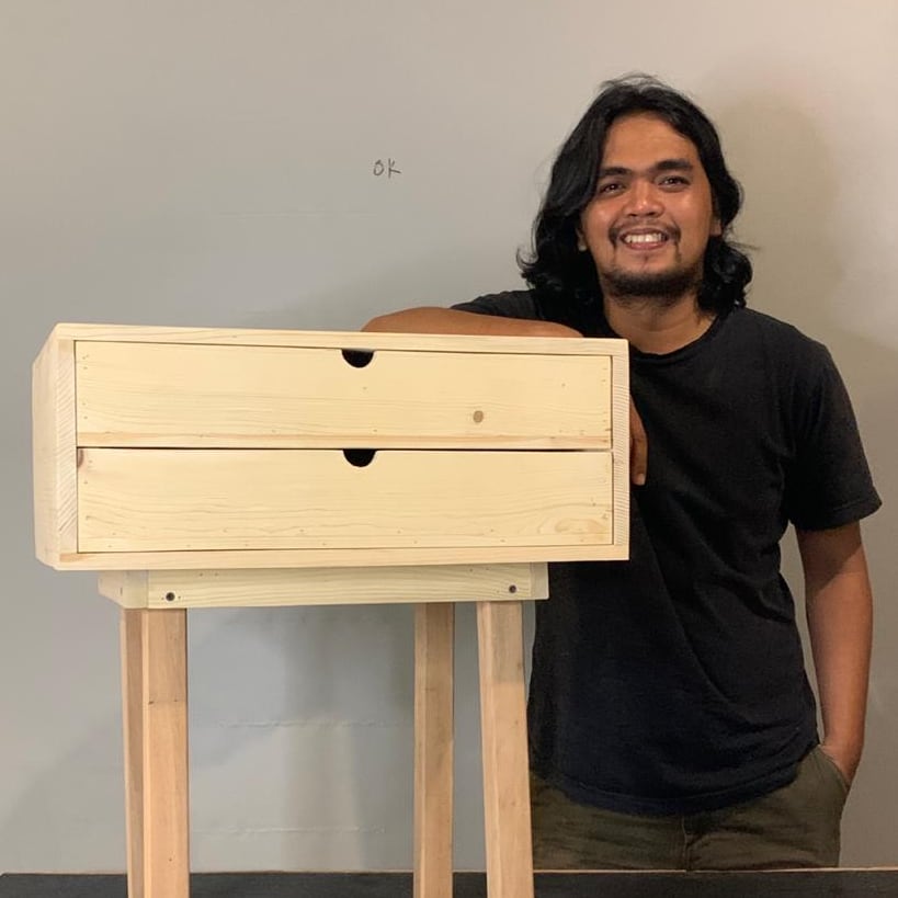 Designer Hendra Ferdiansyah